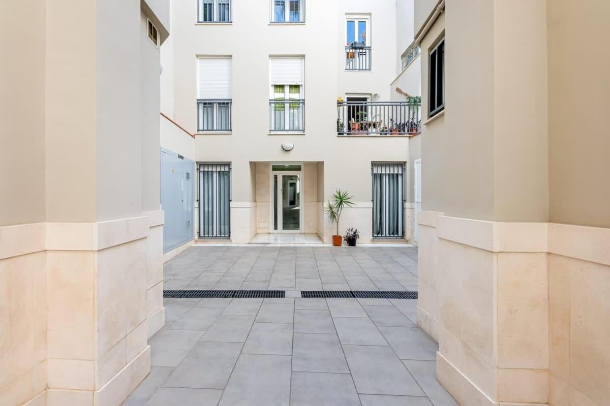 Vivendos - Ma14 - Madre De Dios Apartment มาลากา ภายนอก รูปภาพ